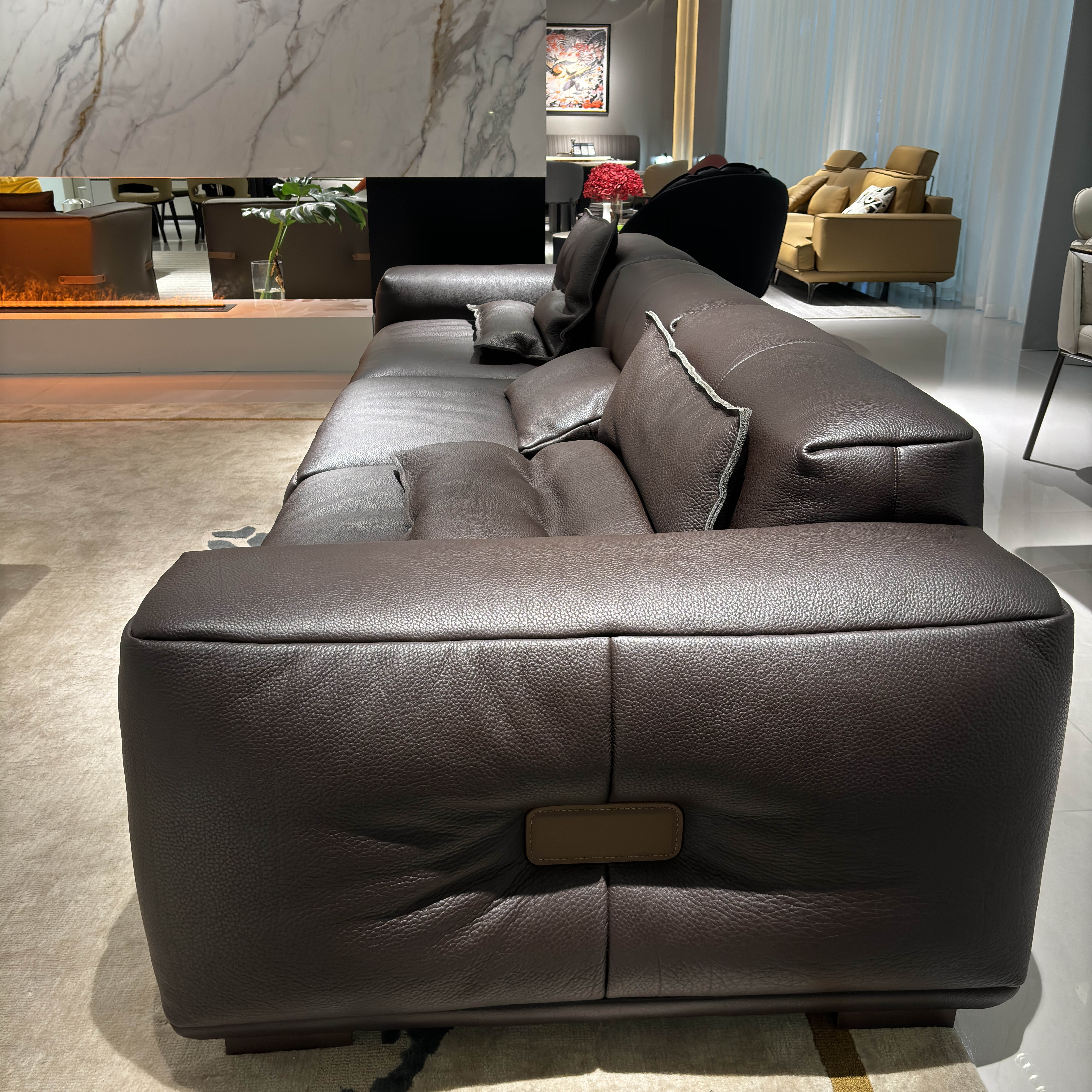 YAEONS Modern Luxury Thickened Genuine Leather Sofa Nordic Elegant Velvet 3 Seater Sofa Couch Living Room Sofas for Villa