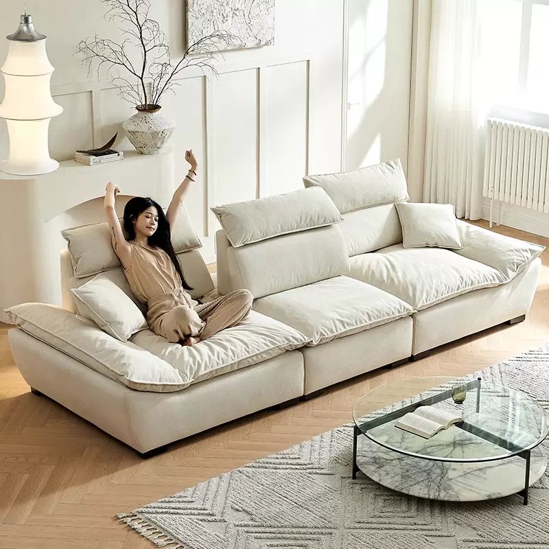 Modern & Stylish Furniture from Foshan, China's Premier Factory: Soft, Comfortable, and Beautiful Sofas