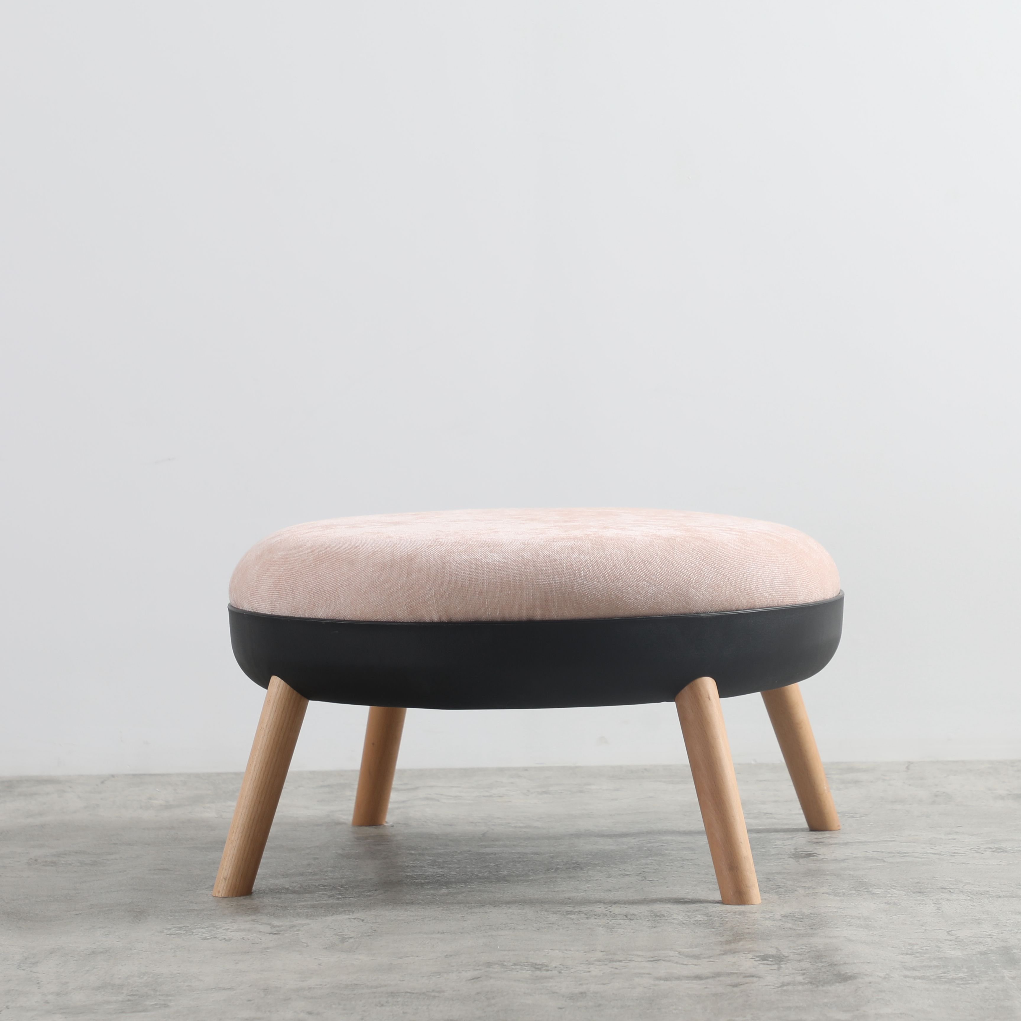 Wholesale Modern Home Furnitures One Seat Living Room Single Sofa Chair With Wooden Leg