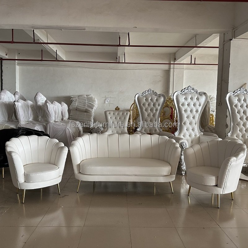 Foshan Zhongyi Wholesale sofa Wedding Gold Royal King Throne Couch For Queen Two Seat Sofa