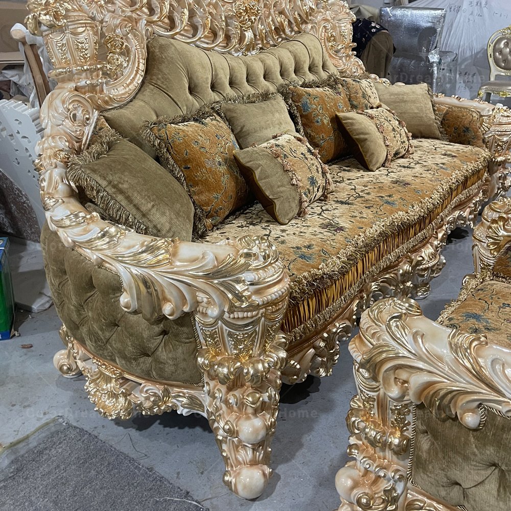 Luxury And Royal Style Sofa Set Luxurious Handcrafted Solid Wood Sofa Classic Living Room Sofas