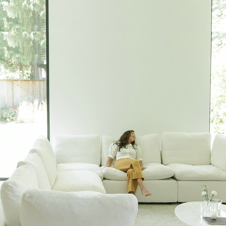 Modern Luxury White Down Feather Modular Cloud Sofa 6 Seater U Shape Living Room Sofa Sets Couches Sectional Fabric Contemporary
