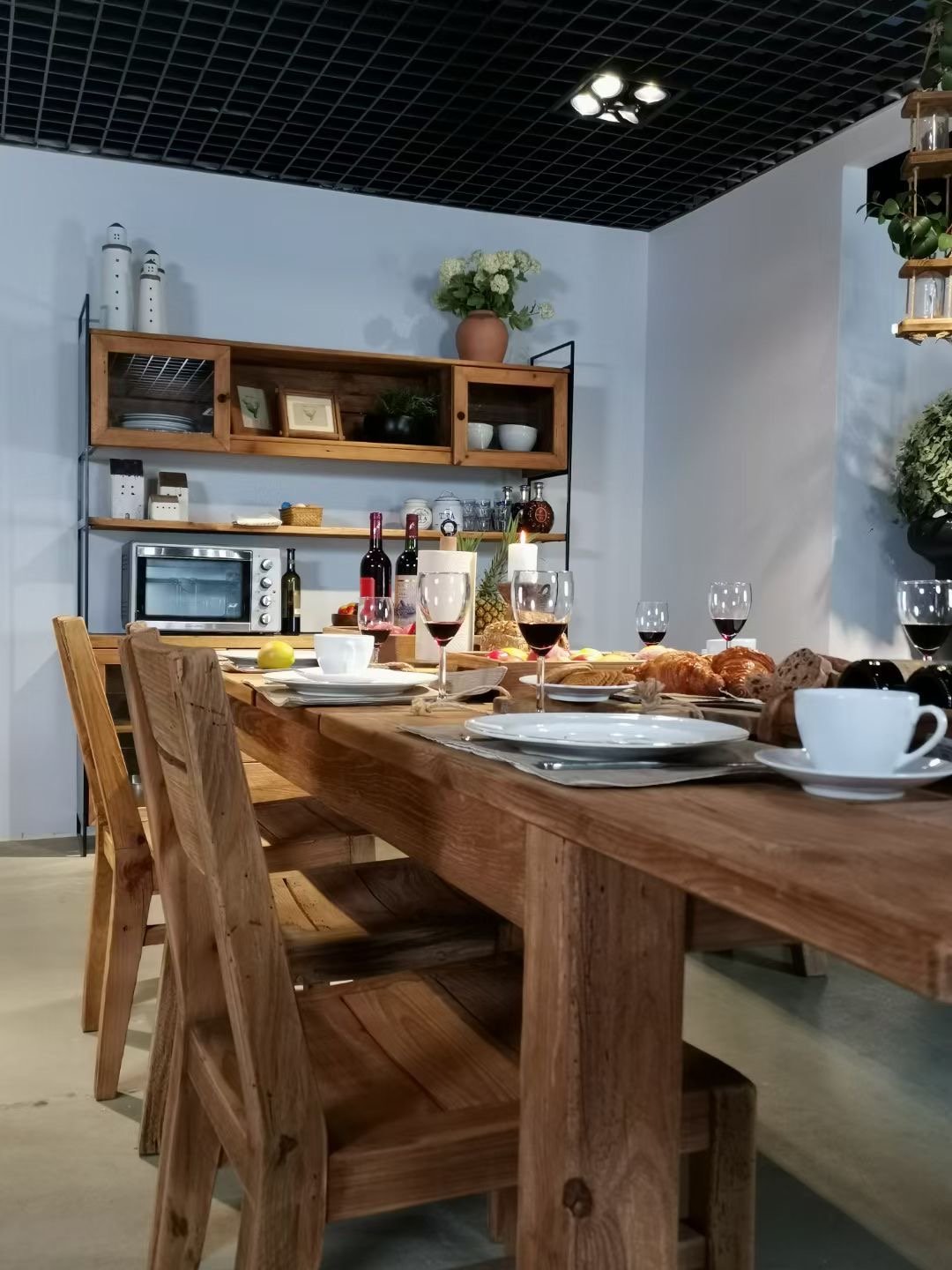 Dining table Pine Wood Chinese Restaurant Extendable Wooden dining tables