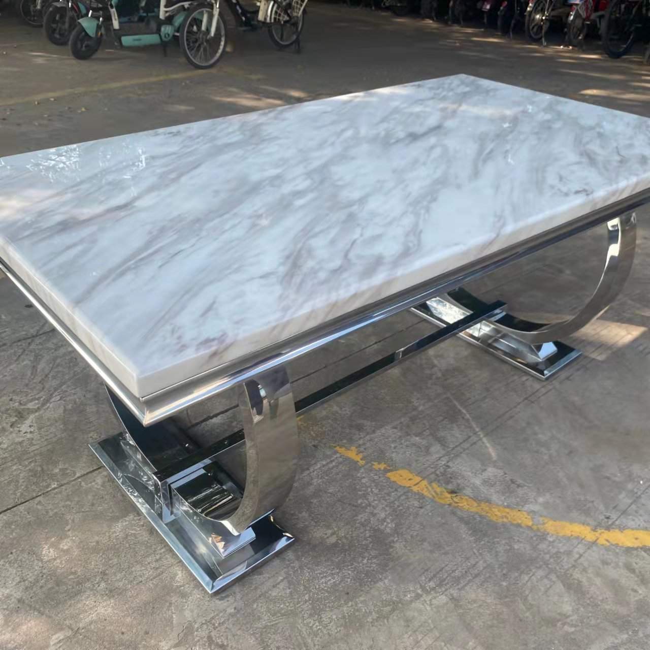 2024 Hot Home Furniture Luxury Dining Table Designs Stainless Steel Base Marble Dining Table