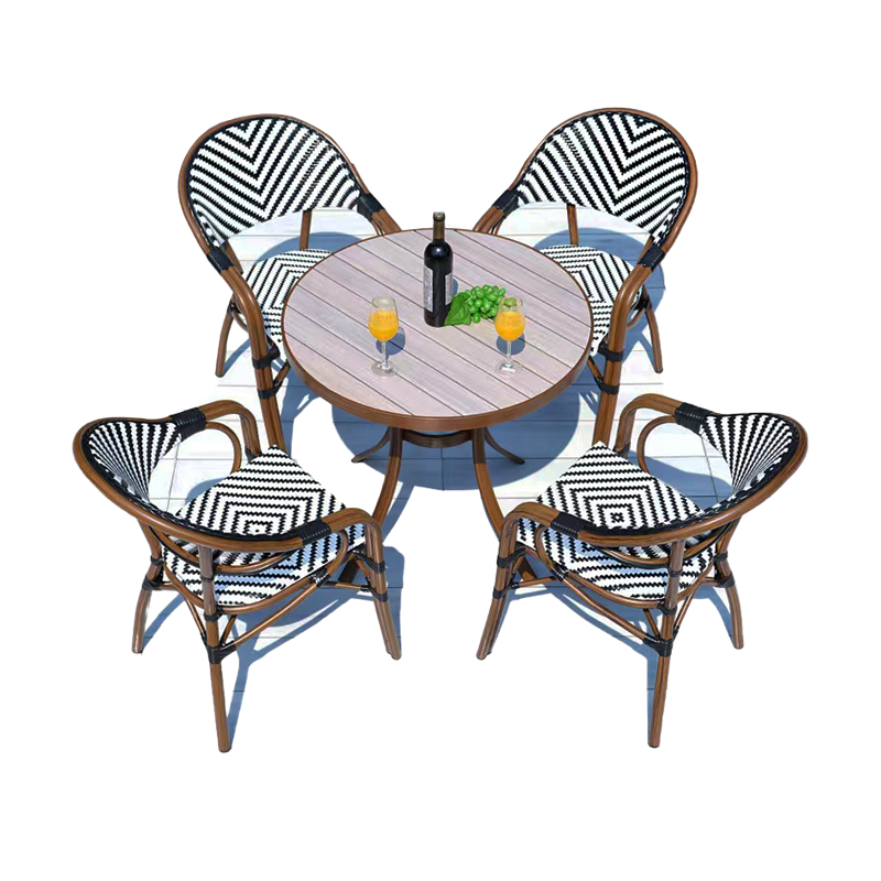 High Quality Outdoor Dining Table and Chairs Leisure Restaurant Table Sets 4 Pe Rattan Armrest Chairs and Aluminum Table