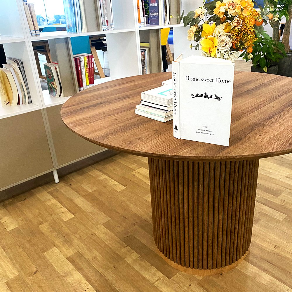 Hot Sale Factory Modern Kitchen Furniture High Round Wood dining table For Home