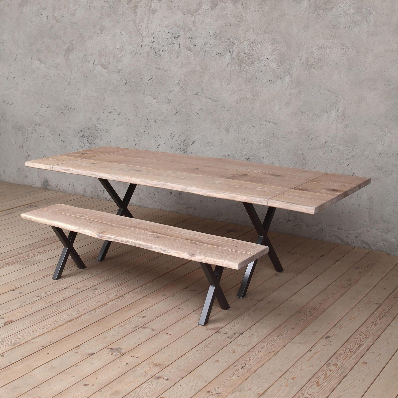 Custom Solid Timber Oak Dining Table With Table Base/Oak Extendable Dining Table