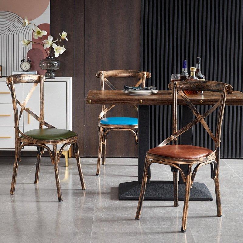 Hot Sale Simple Arm Metal Cafe Restaurant Chair Metal Frame Dining Industrial Vintage Chair for Dining Table