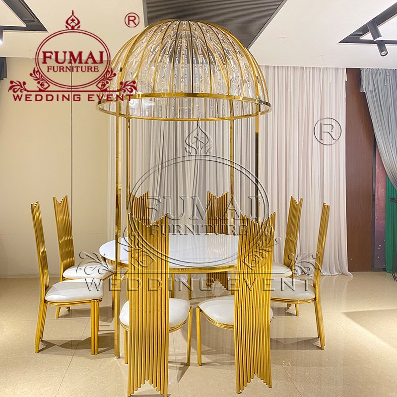 Crystal Dome Stainless Steel Luxury Event Dining Table For Outdoor Wedding
