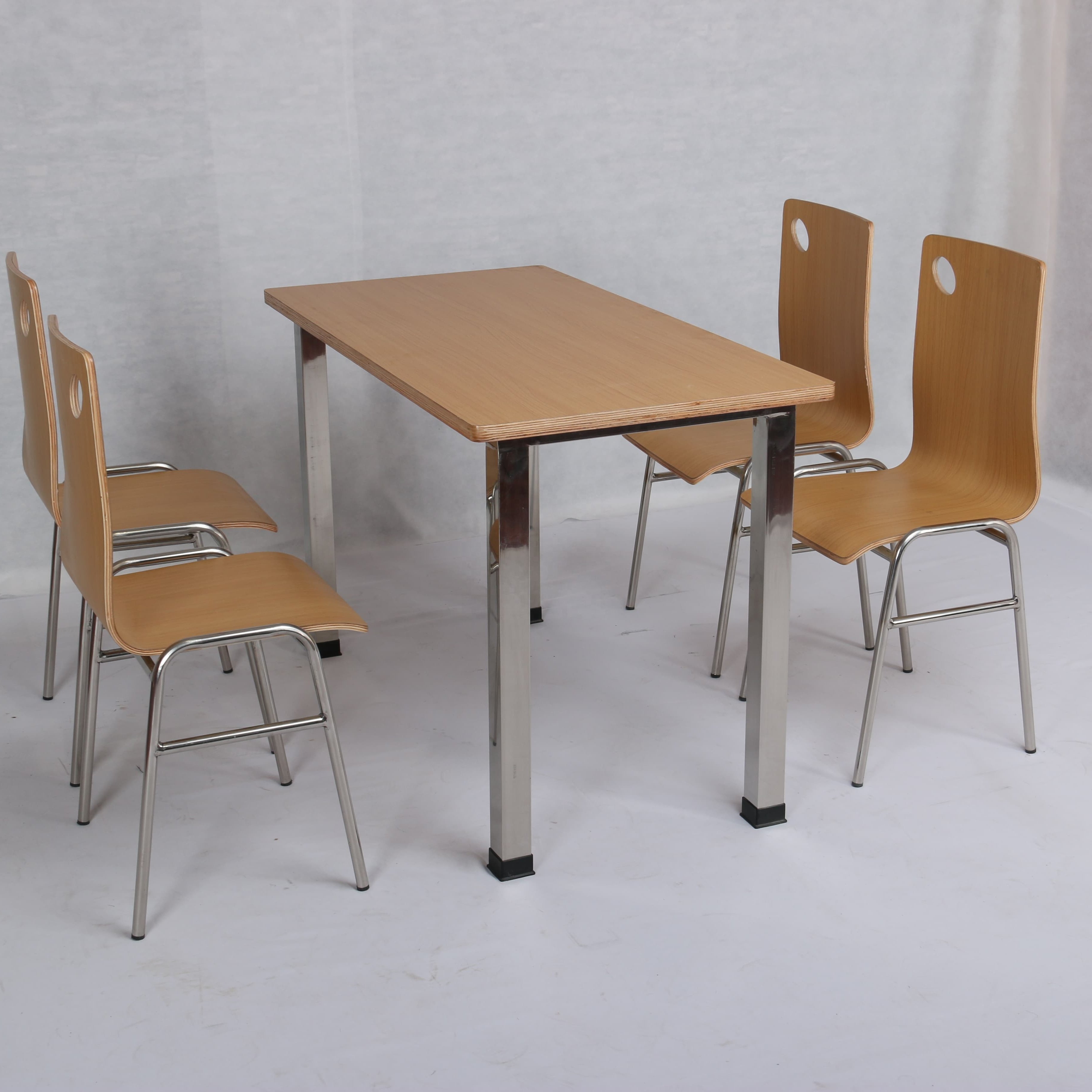 Restaurant Furniture Dining Table and Chairs Set Curved Bentwood Chairs Dining Room Furniture Restaurant Table and Chairs Set