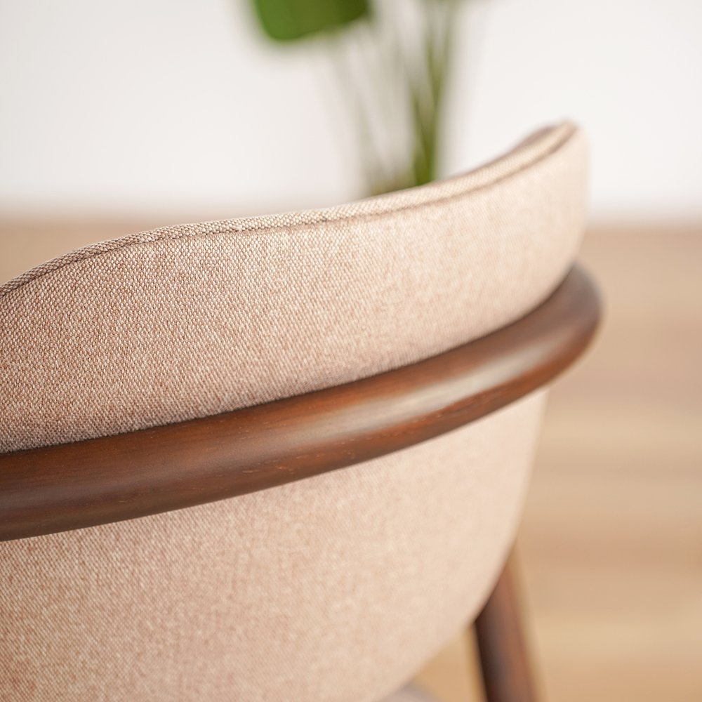 Modern luxury Nordic style furniture new solid wooded cushion soft hotel cafe shop restaurant for dining room hotel chair
