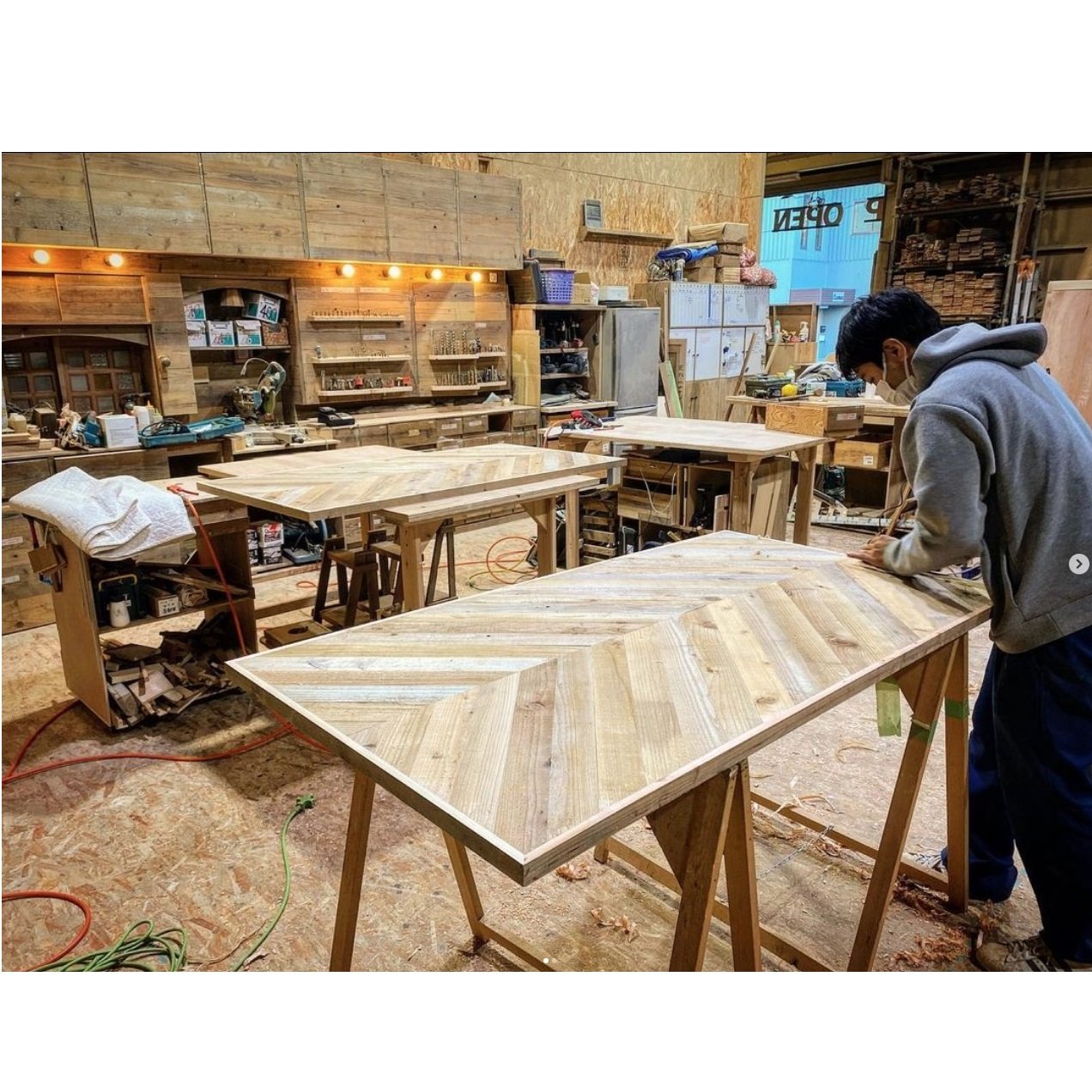 Antique Round Outdoor Recycle Square Restaurant Coffee Old Wood Dining Furniture Recycled Custom Made High Recycled Wood table
