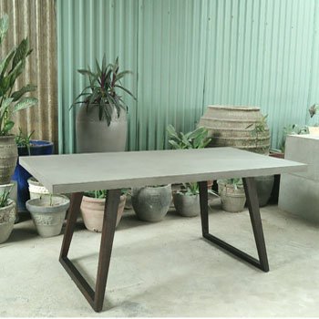 Lightweight Modern Antique Design Outdoor Dining Table Easy Maintenance for Hassle-Free Cleaning and Care