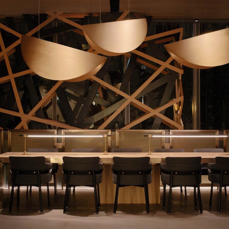 Orangefurn Customizable Modern Luxury 5 Star Resort Cafeteria Table And Chair Set Furniture Hotel Case Restaurant Furniture