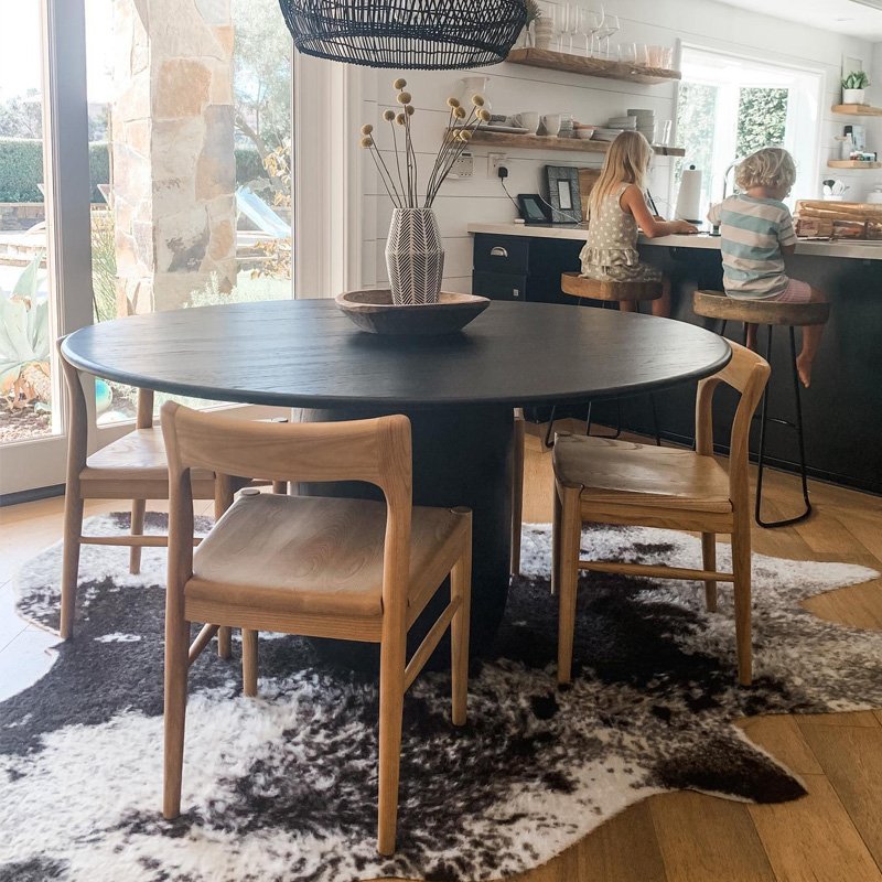 Dining room table and 4 chairs modern design round solid wood luxury black dining table set home restaurant furniture