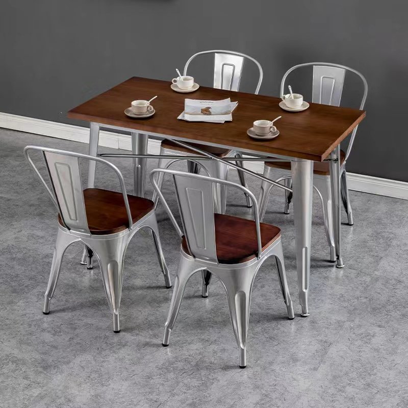 Industrial style cafe bar solid wood dining table and chair, retro American style iron dining table and chair set