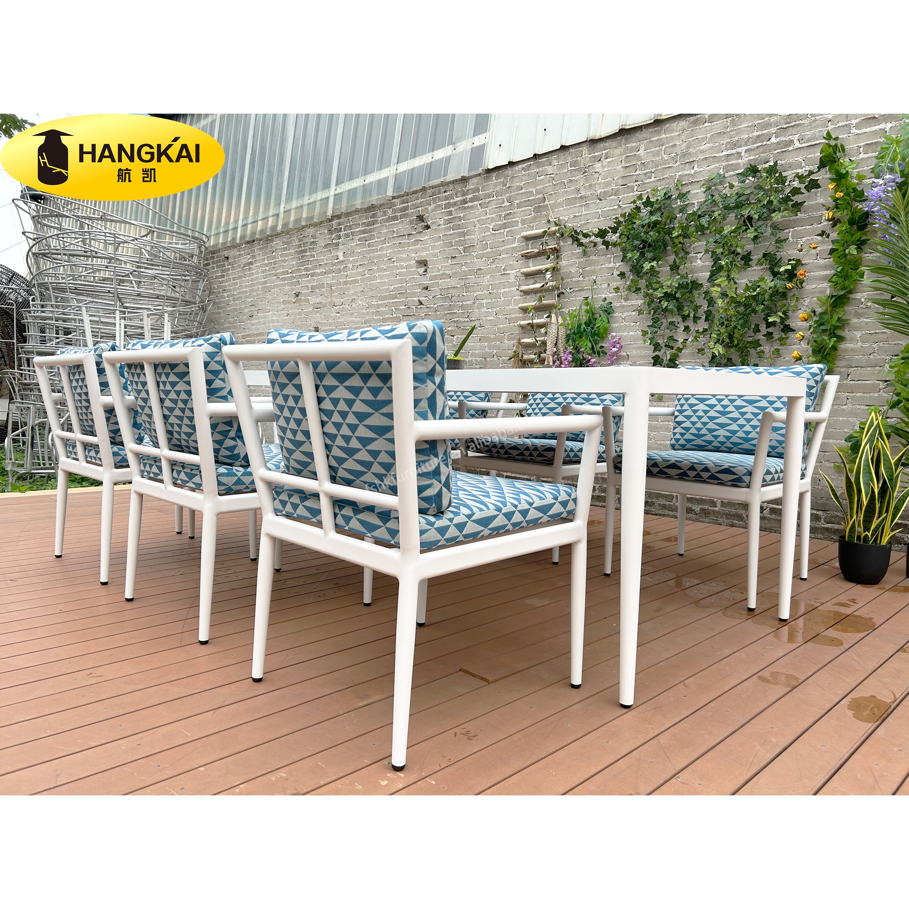 Factory Customized Outdoor Dining Table Aluminum Patio/Garden Dining Set