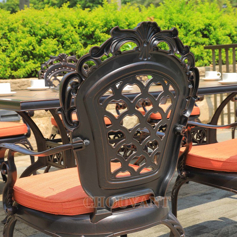 Factory cast aluminum outdoor chairs, dining tables, leisure courtyard cast aluminum tables and chairs