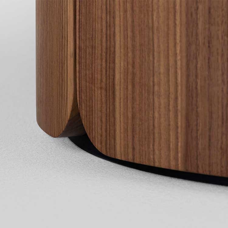Modern Italian nordic simple style high-end high quality solid wood round dining table