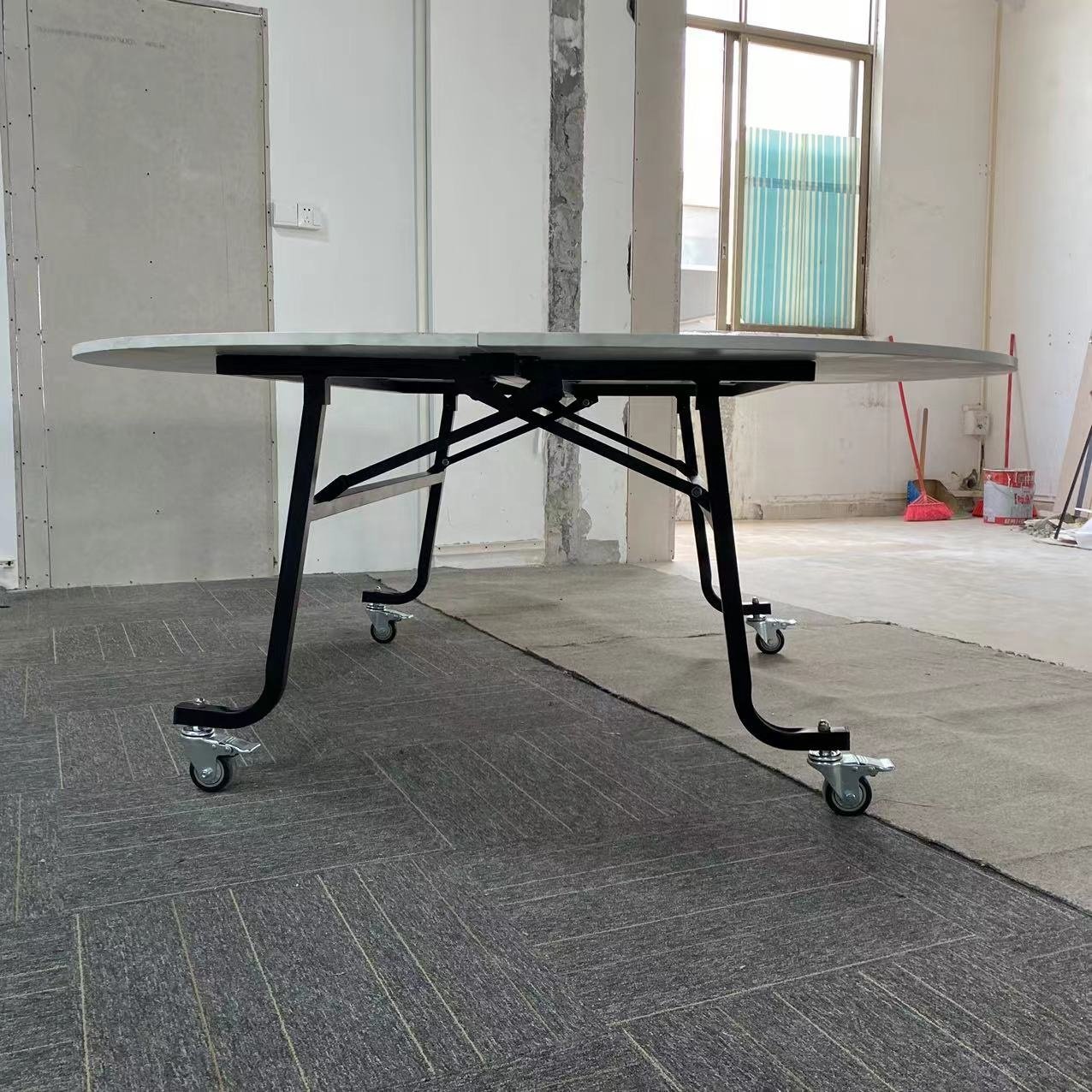 High Quality Round Dining Table Extendable Round Folding Dining Table With Rollers Wheels