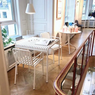 Modern Outdoor Metal Table and Chair Metal restaurant dining chair set Green garden table furniture Dining Table and Chair Set