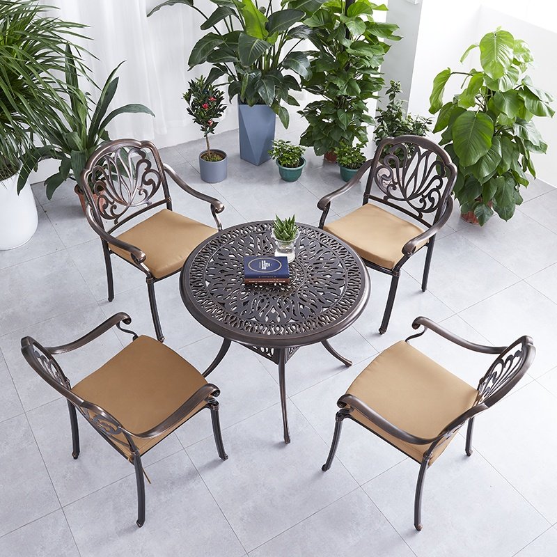 Outdoor Luxury Dining Table Set Umbrella 4 Seater Events Terrace Modern Cast Aluminum Garden Round Table and Chairs