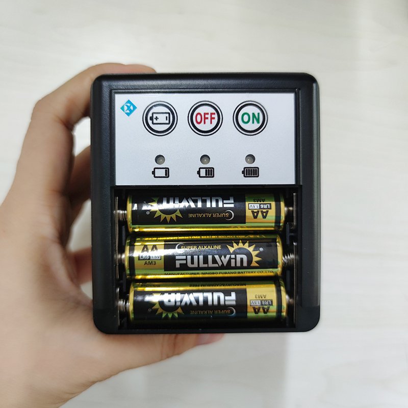 wireless water leak sensor leakage protection system AA battery powered with DN15(1/2 inch) brass ball valve and wireless sensor
