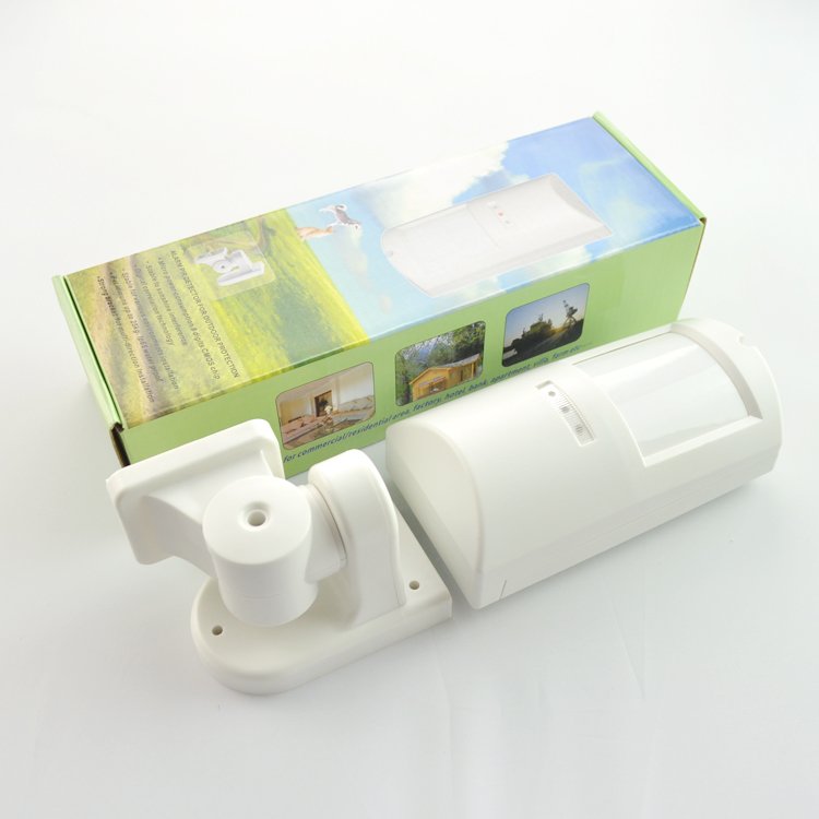 Outdoor Wireless Solar PIR Motion Pet immune Detector with backup Rechargeable battery for alarm GSM WIFI system