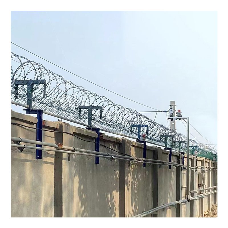 Perimeter Intrusion Alarm Detector with Climbing Alarm and Multiple Uses