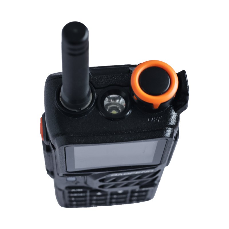 3.3GHz 300MHz-6200MHz Handheld Drone Detection System Portable UAV detector wearable FPV alarm System VS Skydroid S10 3mx