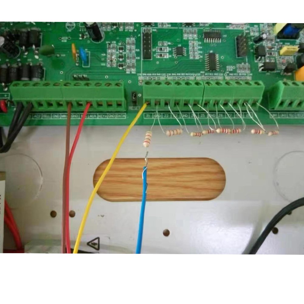 8 Zones Wired and 16 Wireless Alarm Control Panel PSTN Alarm System With Keyboard without iron box