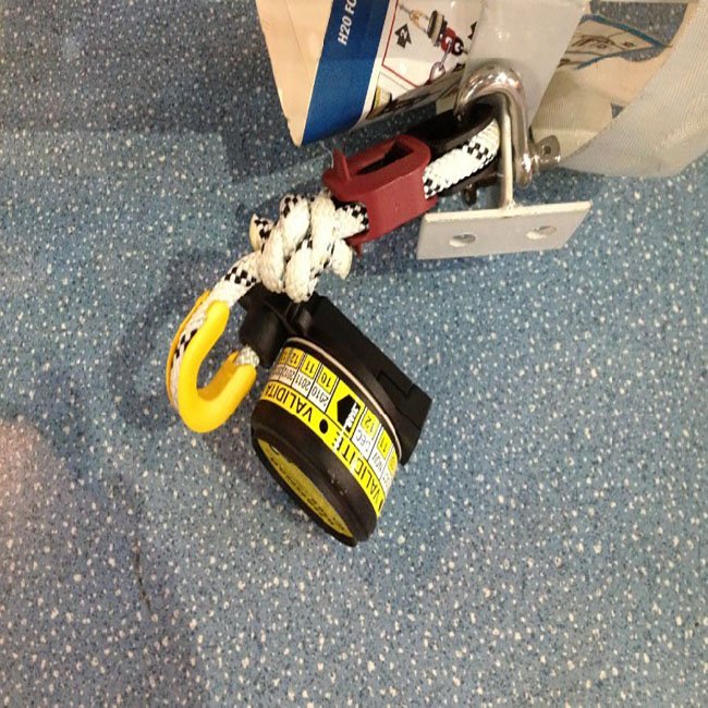 Solas Standard Hydrostatic Release Units HRU For Life Raft