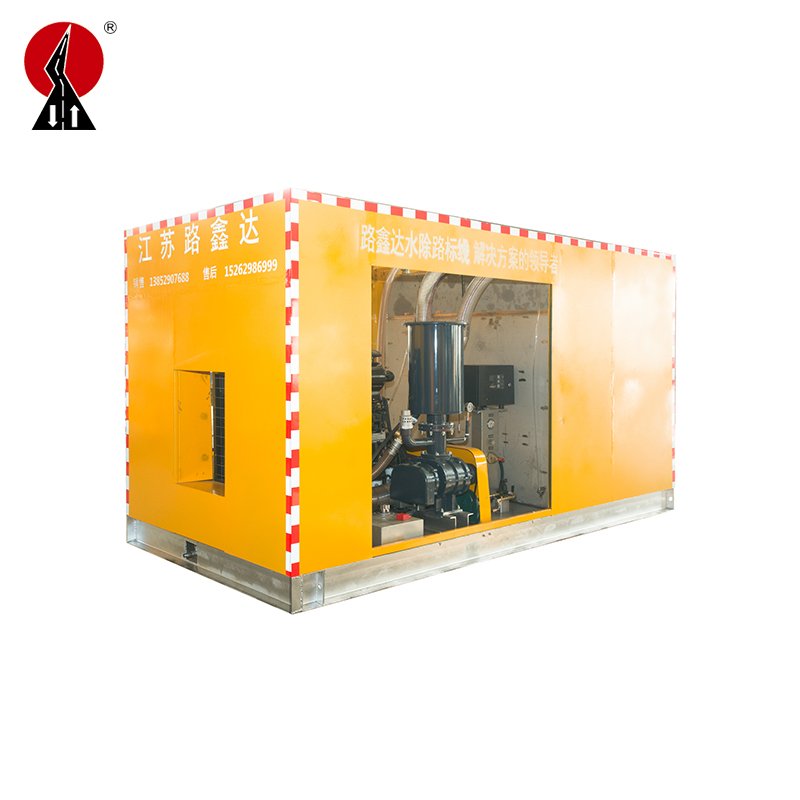 Paint Cleaning and Rejuvenation Highway and Airport Water Blasting Removal Road Lines Machine