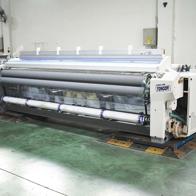 TONGDA TDW-408 PP PE Geotextiles Textile Weaving Machine Double Nozzle WaterJet Loom