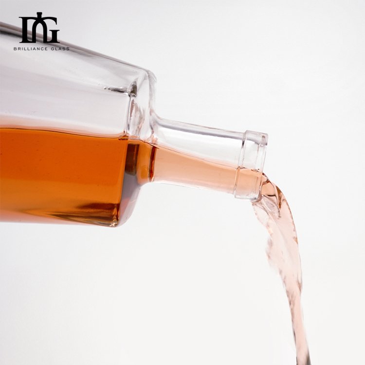 Wholesale New Products 50ml 350ml 700ml 750ml 1000ml for Alcoholic Drink Vodka Bottle