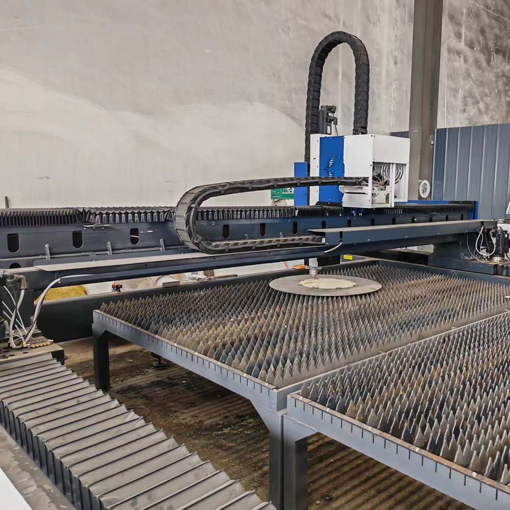 Efficient Oil / Water filling machine