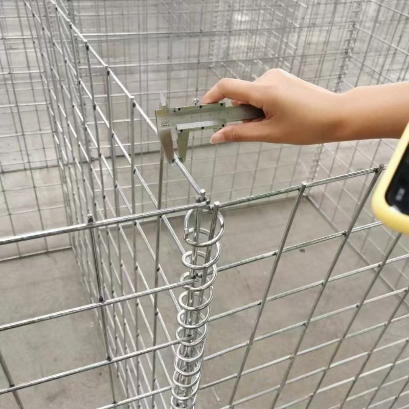 Welded Flood Gabion Protective Barrier Blast Wall Defensive Barrier Bastion Flood Bastion Sand Wall Hesco Barrier Fence