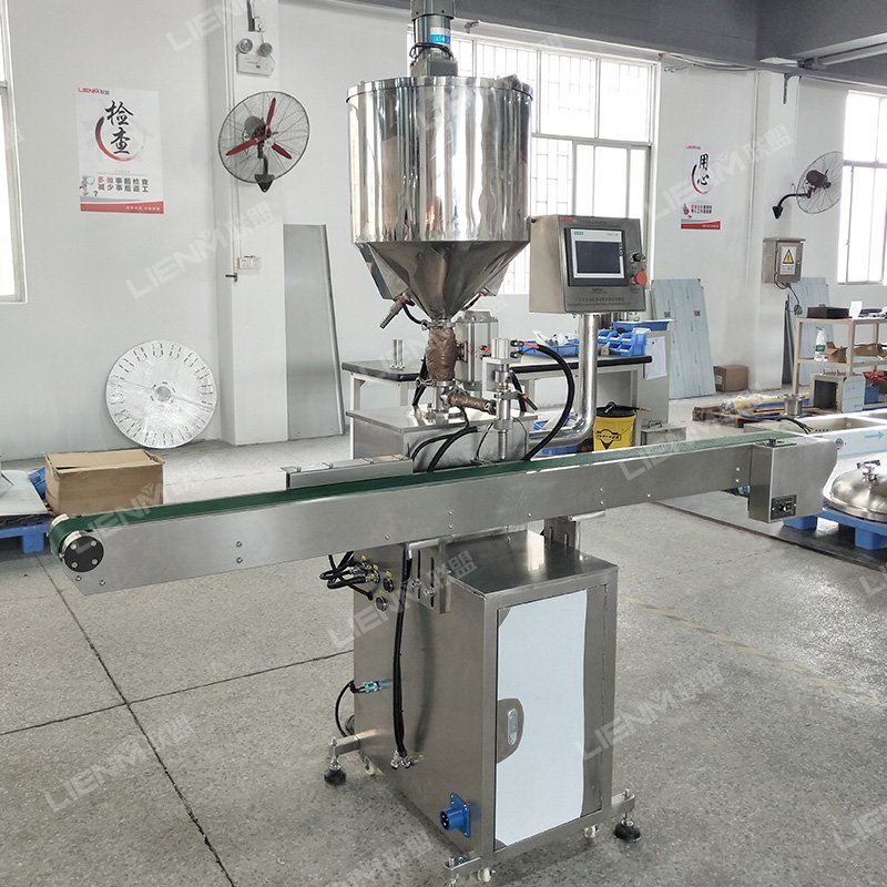 High Quality Semi Automatic Heated Paste Filling Machine with Mixing and Heating Skincare Cream Filing Machine Seeds Water Wood
