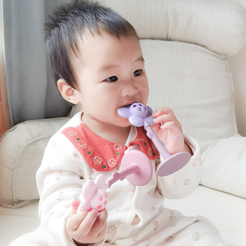 Custom 6 Months Babies Stacking Set Wooden Water FilledBaby Chew Teething Toys Silicone Baby Teether Educational Sensory Toys