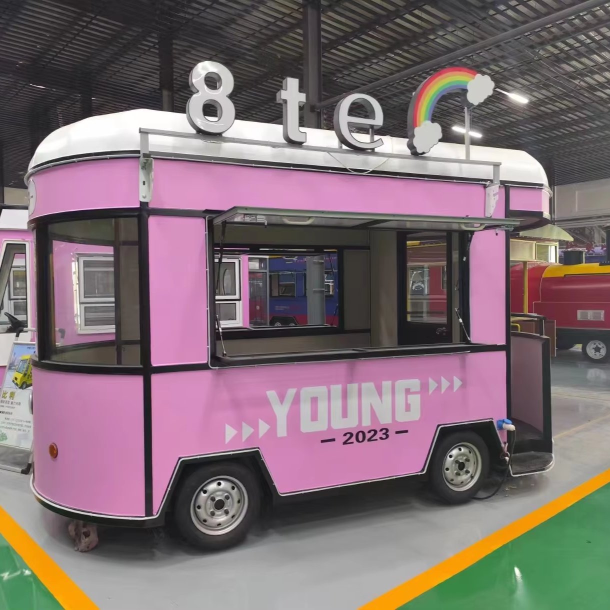 Van Coffee Cart Foodtrailer Drivable Food Truck Trailer Manufacturer with Toilet of Bathroom
