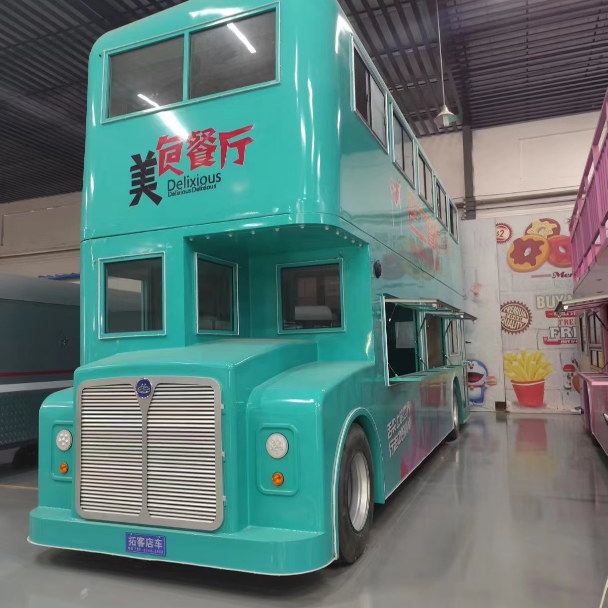 Van Coffee Cart Foodtrailer Drivable Food Truck Trailer Manufacturer with Toilet of Bathroom
