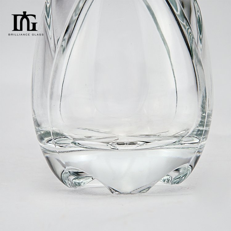 Wholesale Glass Bottles Flat Should Round Shape White Tequila Liquor Glass Bottle Wine Gin Vodka Spirits Bottle With Cap