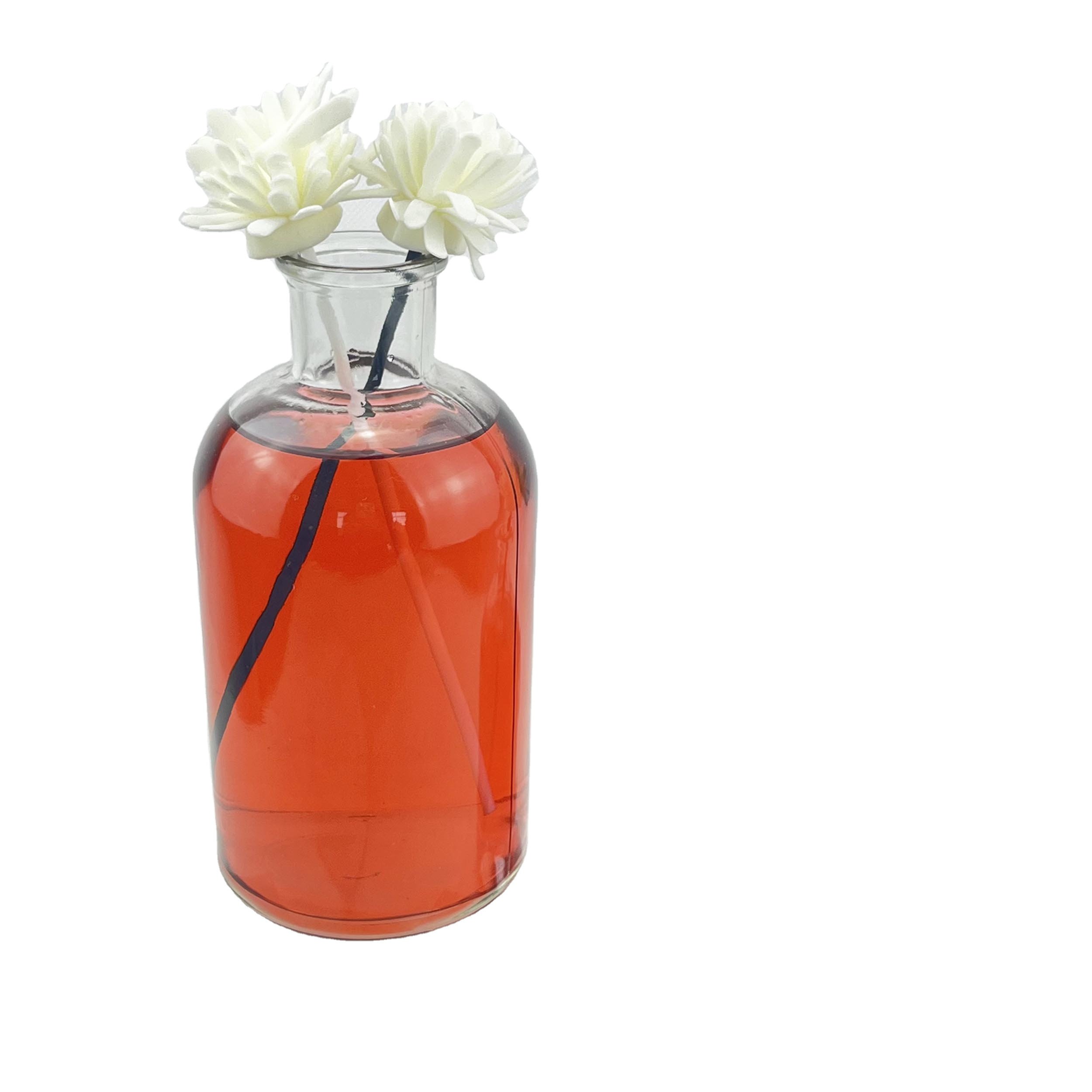 Factory direct sales glass bottle Exquisite clear liquor glass bottle 750 ml 500 ml vodka glass bottle with cork