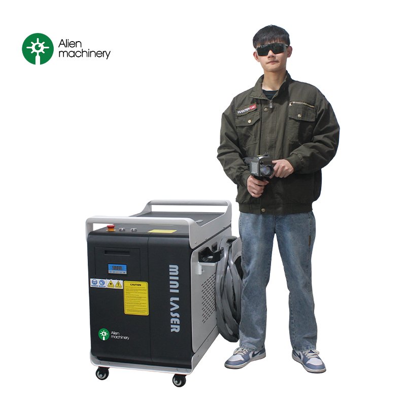 Safe And Efficient Laser Gun For Rust Removal 500W JPT Pulse Laser Cleaning Machine For Sale