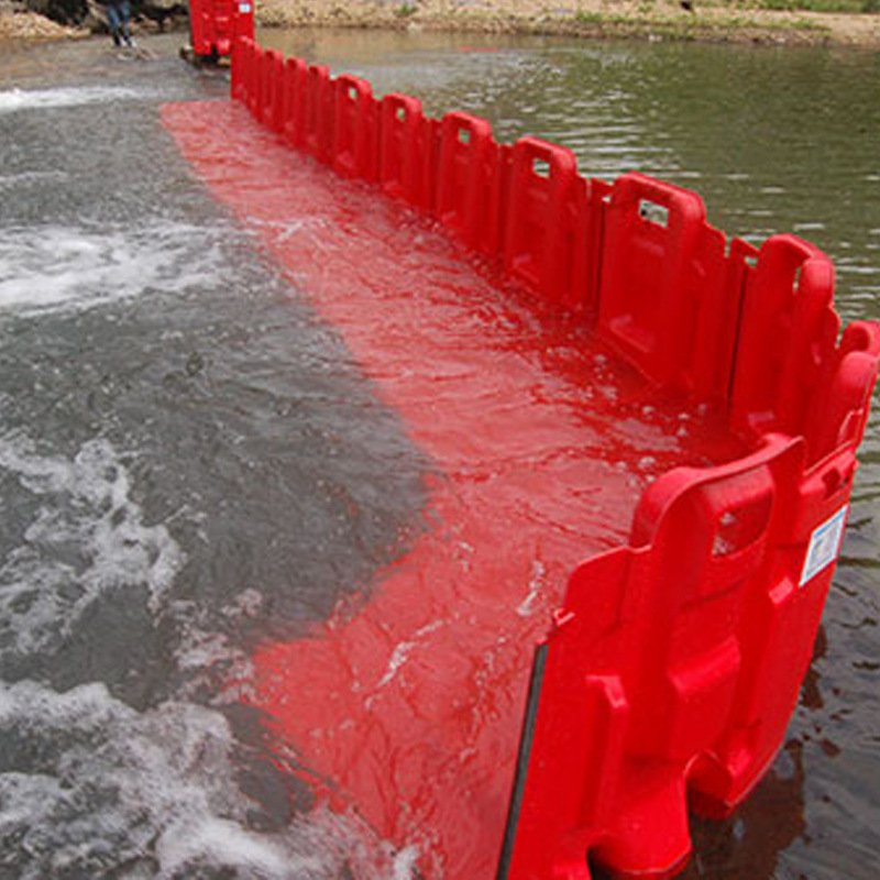 Red Abs Inward Curved Flood Barrier Urban Flood Control School Site Instead Of Sandbags Manufacturers Wholesale Water Barriers