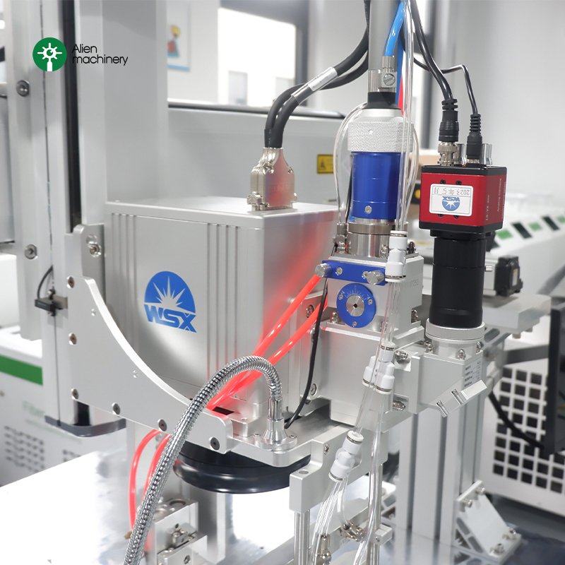 Fiber laser spot welding machine 1500W 2000W 3000W battery ear vibrating mirror laser welding machine price