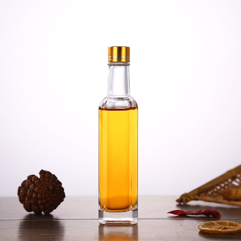 Mini glass liquor bottles 50ml customise wine glass bottle 2.5oz glass bottles with screw caps
