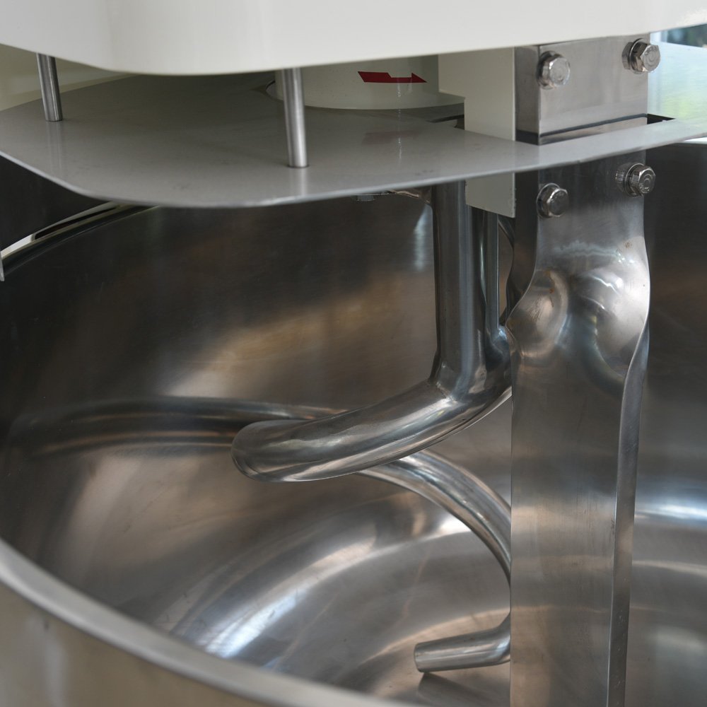 Factory Direct Sale Auto 50kg Flour Capacity Bakery Machine Commercial Spiral Dough Mixer
