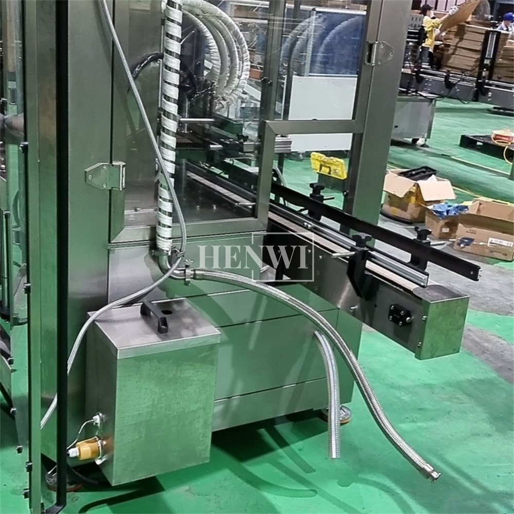 Henwi 4 Nozzles Constant Temperature Filler Automatic Paraffin Wax Vaseline Cream Candle Gel Heating Mixing Hot Filling Machine