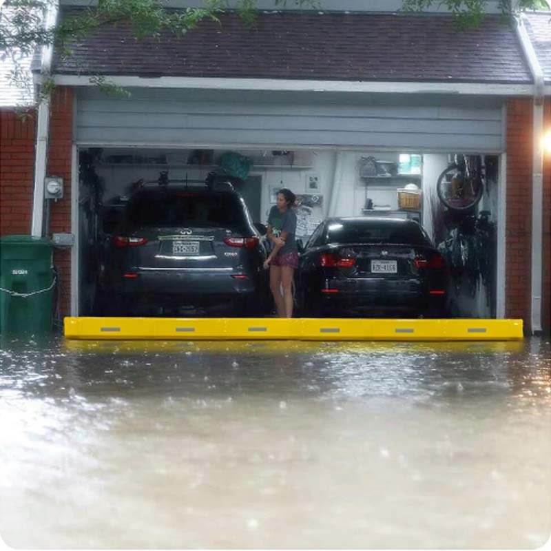 Flood Barrier Sandbag Alternative Water Filled Flood Control Barrier Reusable PVC Flood Prevention Tube for Door Garage Home
